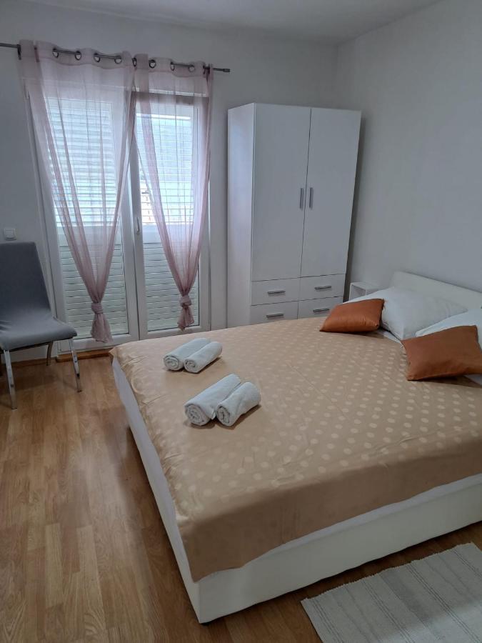 Apartments Andelic Vinišće Εξωτερικό φωτογραφία